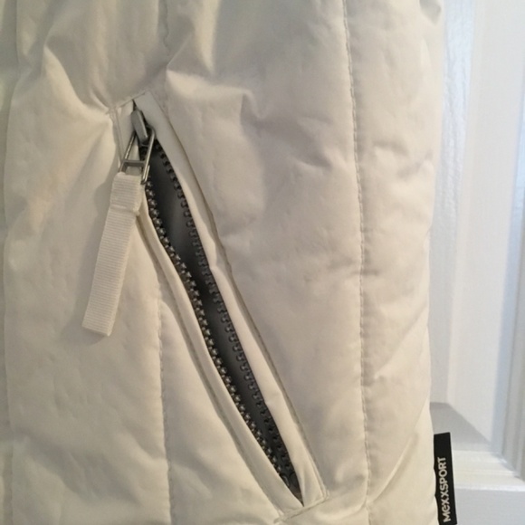 WHITE MEXXSPORT PUFFER VEST - Picture 4 of 5